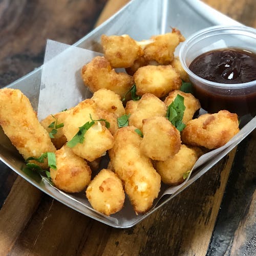 Cheese Curds from Sip Wine Bar & Restaurant in Tinley Park, IL