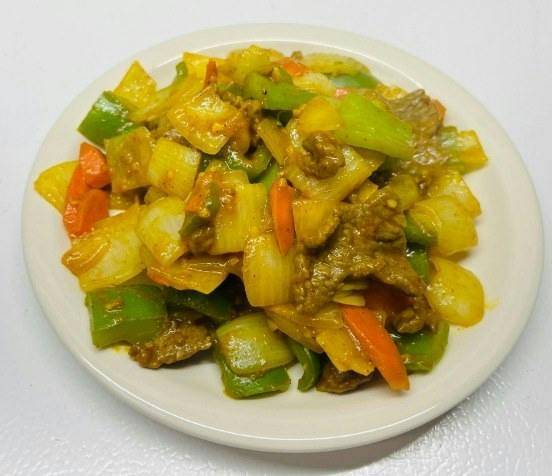 Curry Beef from Happy Wok - Elmwood Ave in Middleton, WI