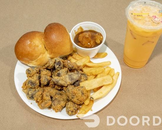 12 Pieces Gizzards Combo from Donahoo's Golden Chicken in Pomona, CA