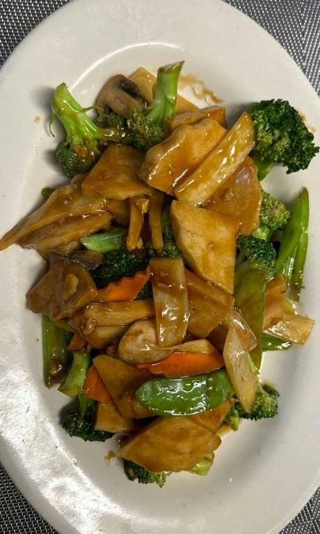 TVP Chicken with Mixed Vegetables from 1 Fish 2 Fish in Washington, DC