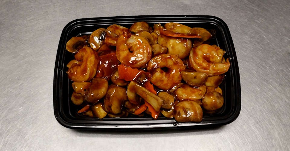 104. Shrimp with Mushrooms from Asian Flaming Wok in Madison, WI