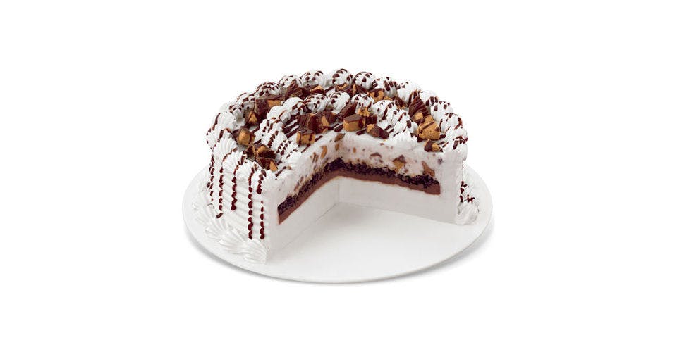 Reese Peanut Butter Cups Blizzard Cake from Dairy Queen - E Hampton Rd in Milwaukee, WI
