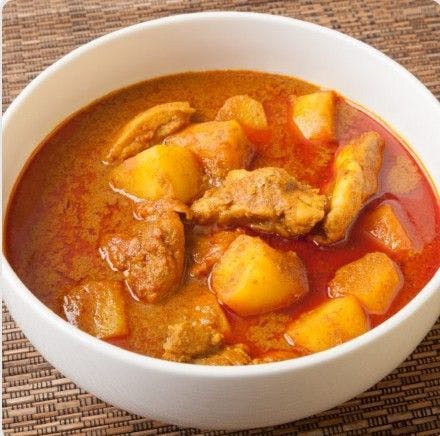 Yellow Curry (With Steamed Rice) from Jai Dee Thai Kitchen - Clinton Hwy in Knoxville, TN