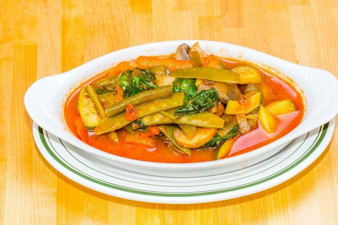 Chicken with Vegetables from Efes Mediterranean Grill - Princeton in Princeton, NJ
