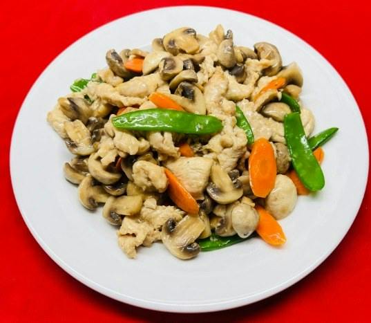 Moo Goo Gai Pan from Happy Wok - Elmwood Ave in Middleton, WI