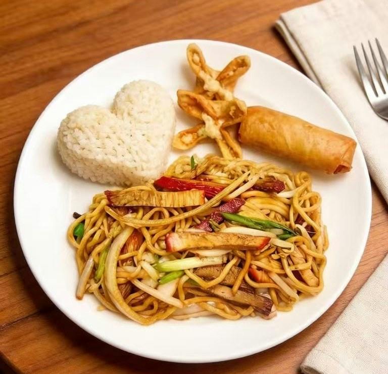 Pork Lo Mein from Fortune Kitchen in Aurora, CO