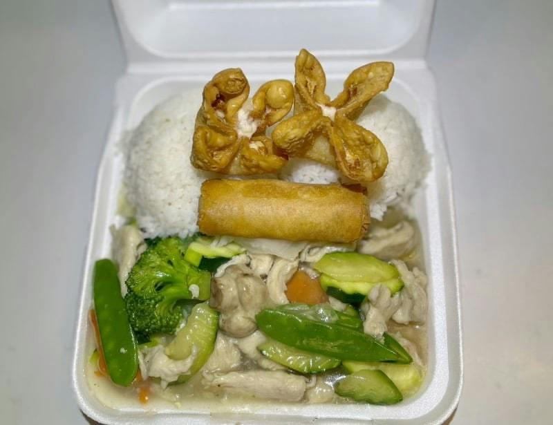 Chicken with Vegetables from Fortune Kitchen in Aurora, CO