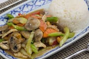Cashew Chicken Over Rice from Thai Eagle Rox in Los Angeles, CA