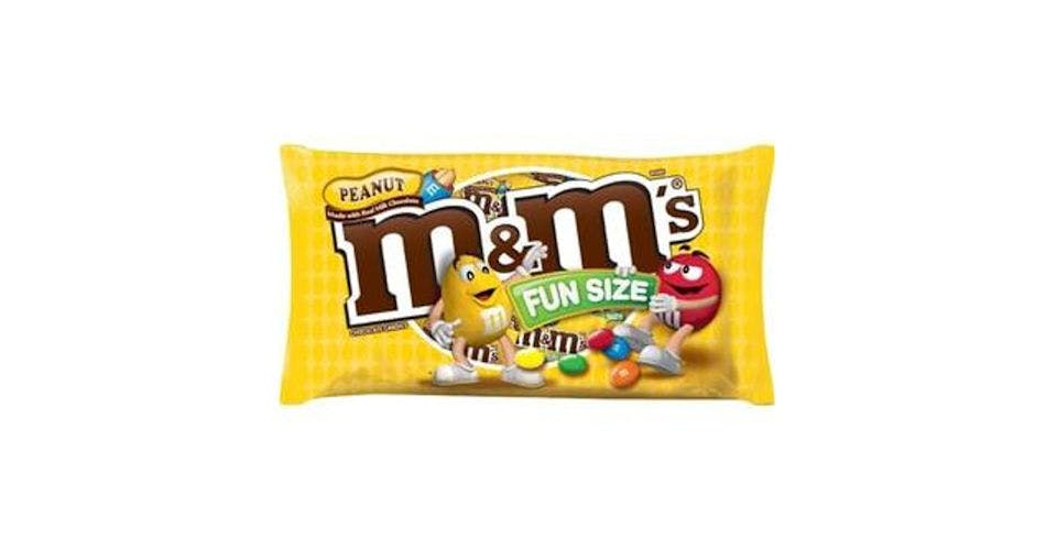 M&M's Fun Size Peanut Chocolate Candy (10.57 oz) from CVS - Brackett Ave in Eau Claire, WI