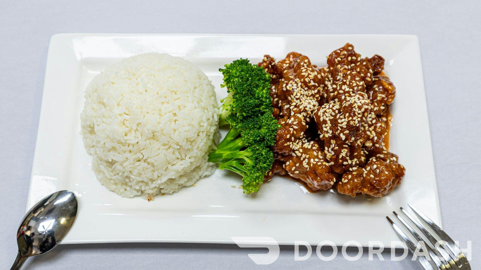 Sesame Chicken, Broccoli and Rice from General Tso's Restaurant & Catering - Dunwoody in Dunwoody, GA