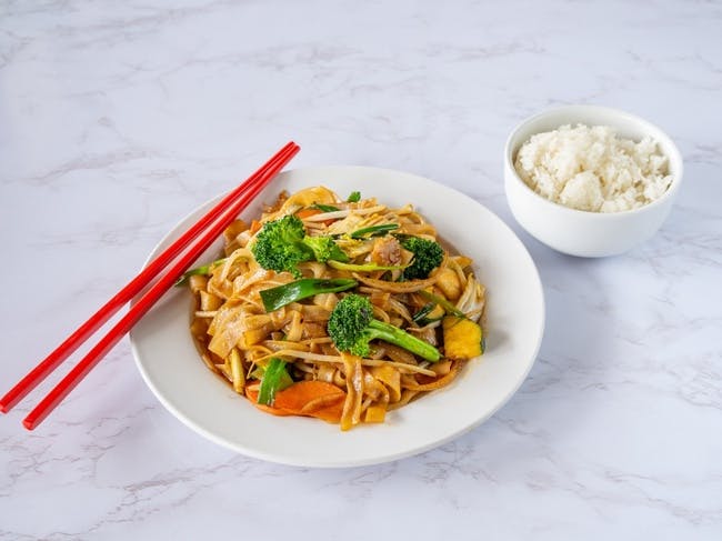 Mixed Vegetable Chow Fun from Autumn Court Chinese Restaurant in Phoenix, AZ