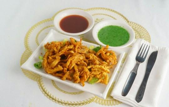 Onion Bhaji from Jewel of India in Seattle, WA