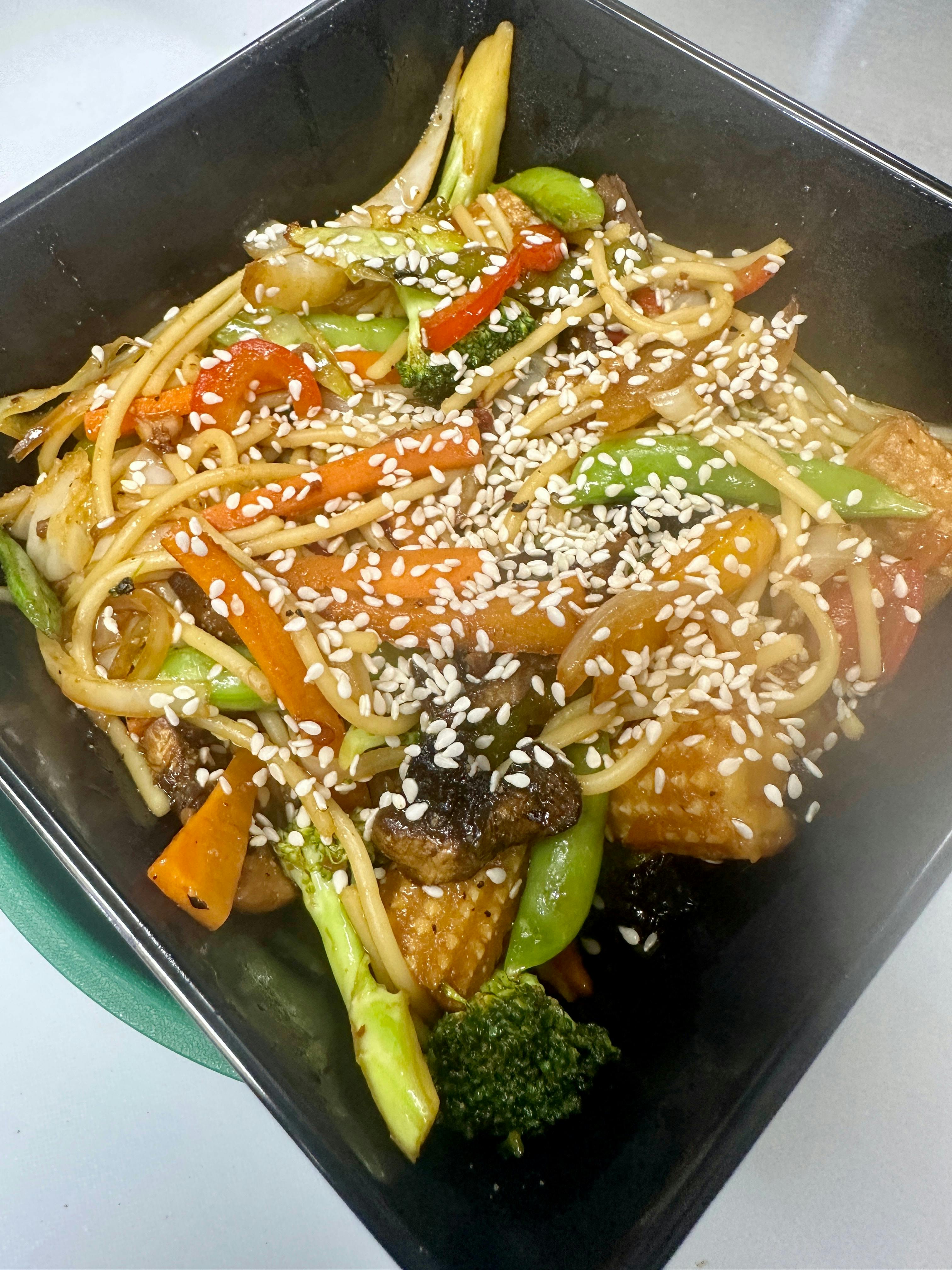 Veggiez  Lo Mein from Justveggiez in Madison, WI