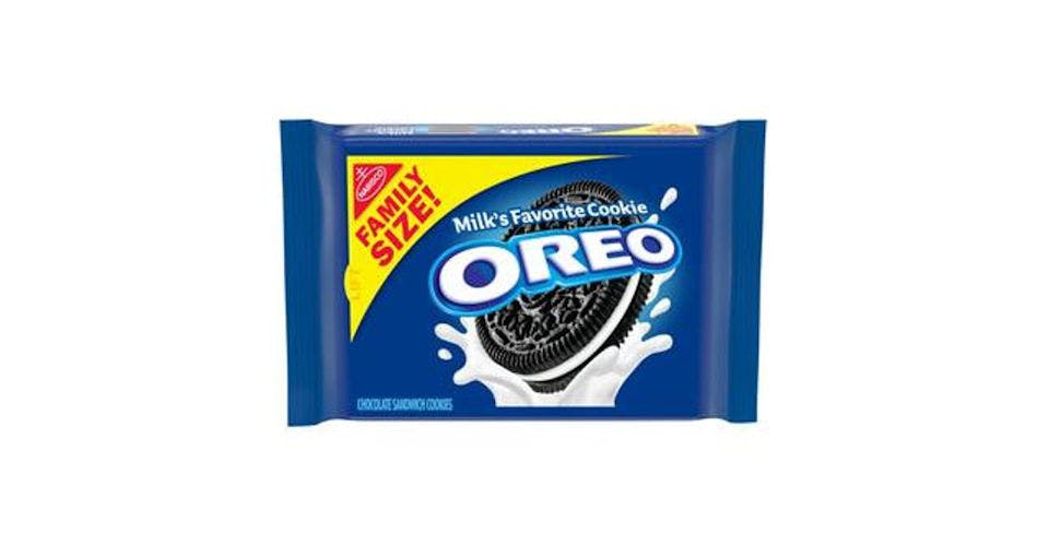 Oreo Chocolate Sandwich Cookies Family Size (19.1 oz) from CVS - E Reed Ave in Manitowoc, WI