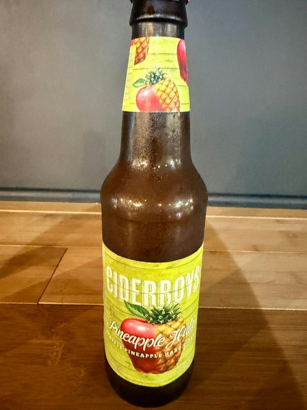 CIDERBOYS PINEAPPLE HULA (GF) from Justveggiez in Madison, WI
