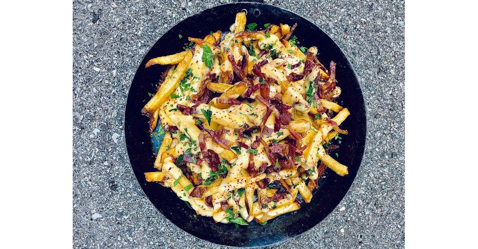 Pulled Pork Loaded Fries from Smokeheads by Rick Tramonto - Milton Ave in Janesville, WI