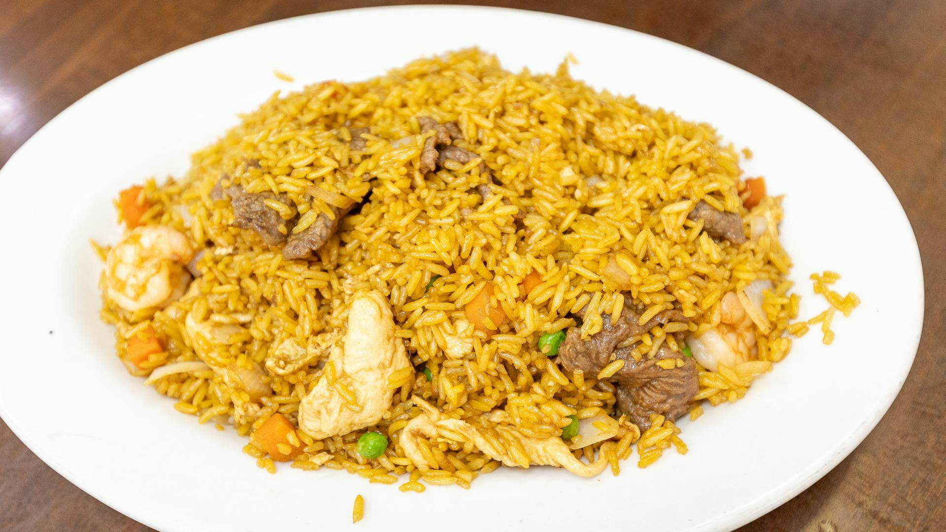 House Special Fried Rice (23oz) from General Tso's Restaurant & Catering - Dunwoody in Dunwoody, GA