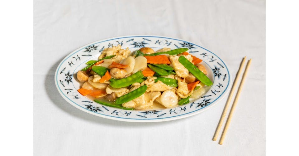 Chicken with Snow Pea Pods from China Gourmet in Milwaukee, WI