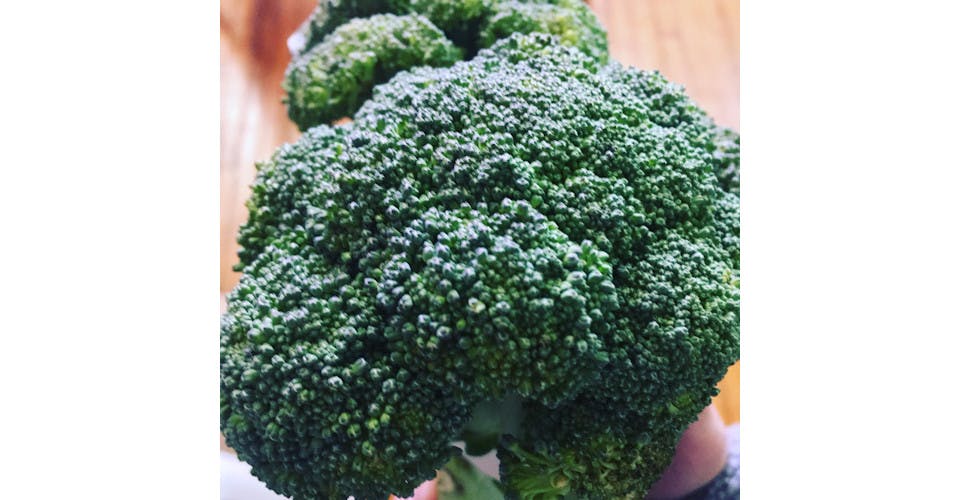 Broccoli, 1 lb. from The Food Store Market in Dubuque, IA