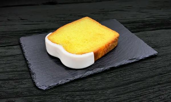 Lemon Bundt Slide from Happy's Pizza in Whitehall, OH