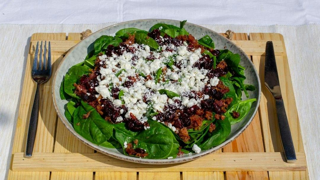 Spinach Salad from New York Pizza in Palo Alto, CA