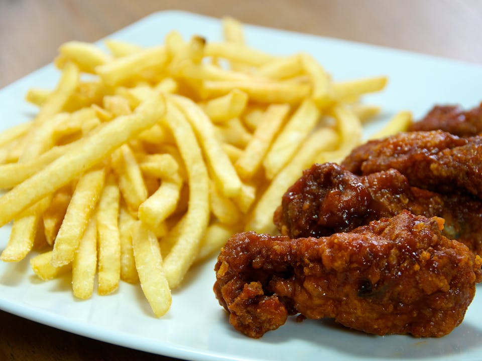 5 Buffalo Wings with Fries from El Flamboyan in Orlando, FL