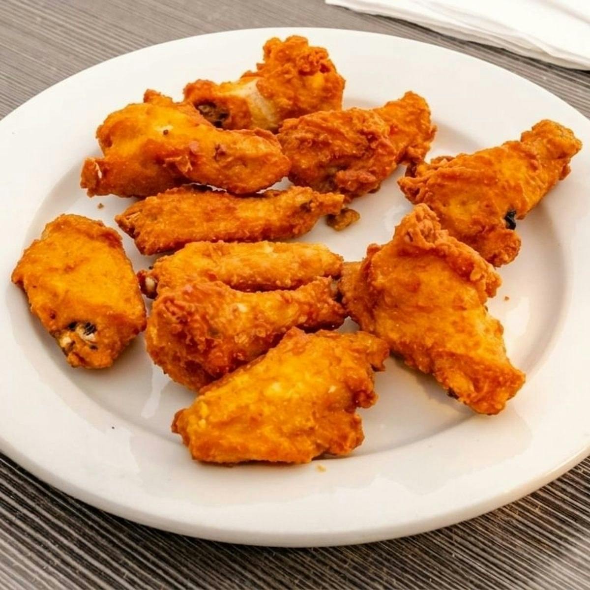 Buffalo Wings from Broadway Pizzeria - White Plains in White Plains, NY