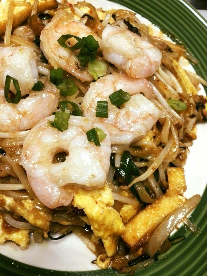 Pad Thai from Oolong Asian Cuisine in Dubuque, IA