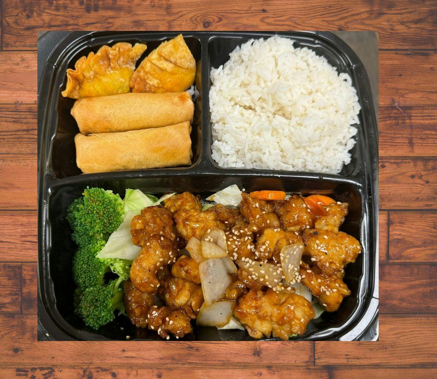 Crispy Chicken Teriyaki Combo from Jai Dee Thai Kitchen - Clinton Hwy in Knoxville, TN