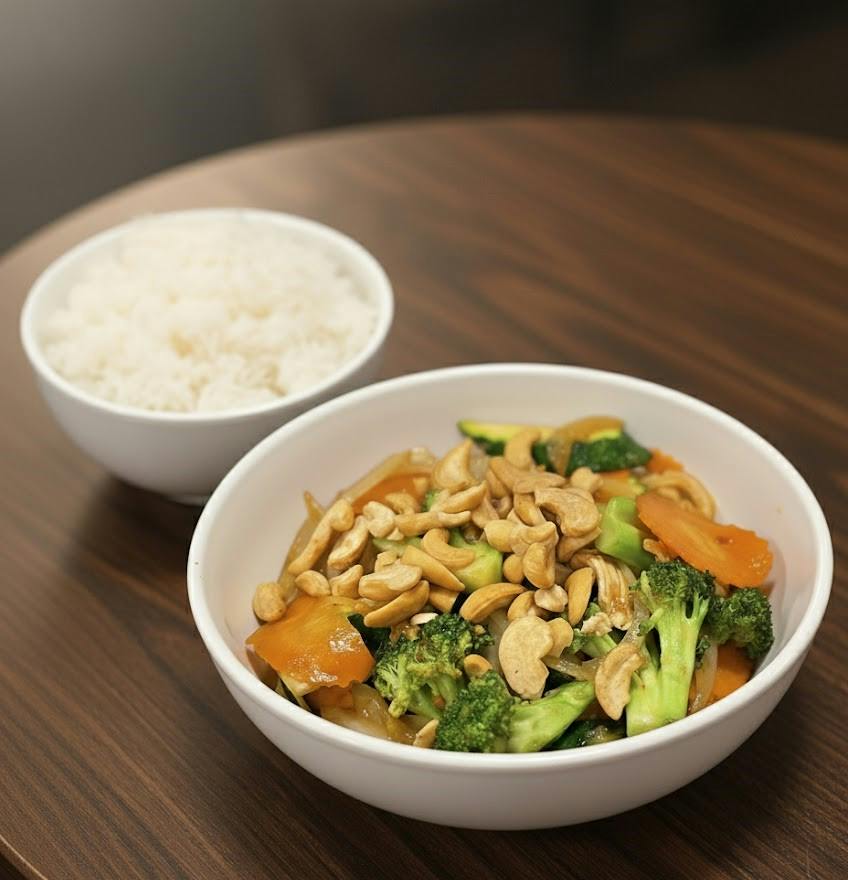 Cashew Nut from Curry in the Box - 2907 University Ave in Madison, WI