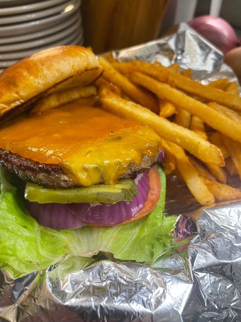 BYO Smash Burger from Wisconsin on Tap in Menomonee Falls, WI