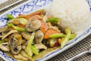 Cashew Nut Entree from Thai Eagle Rox in Los Angeles, CA