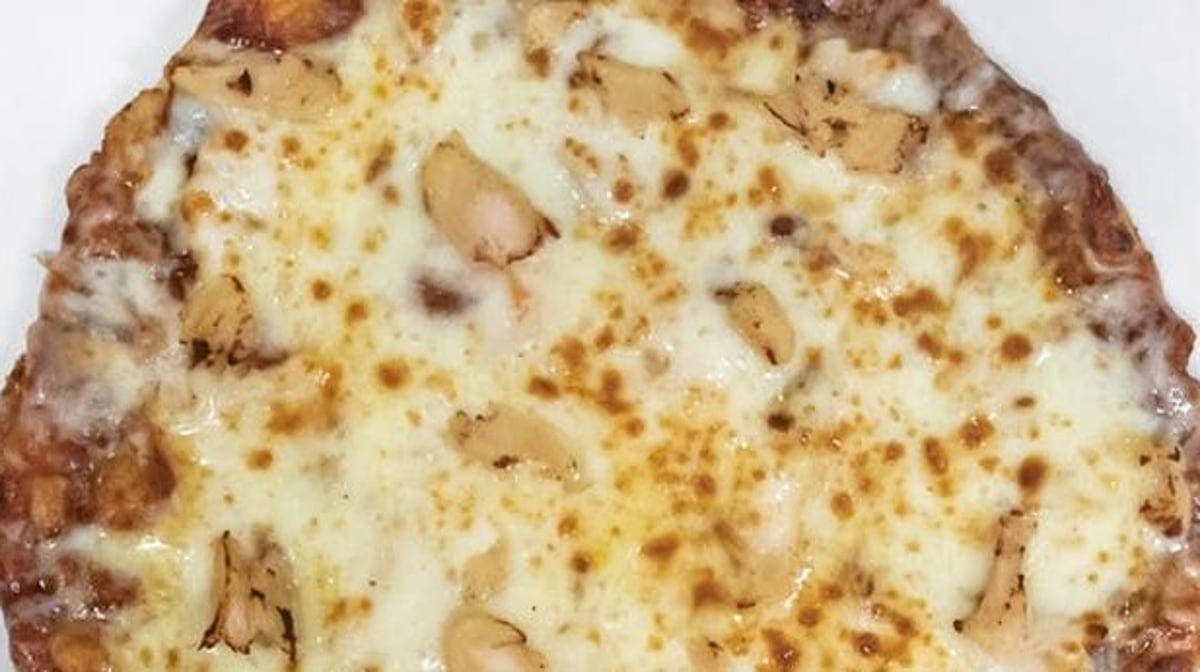 Cauliflower Crust Pizza from Kenootz Pizza in Midlothian, IL