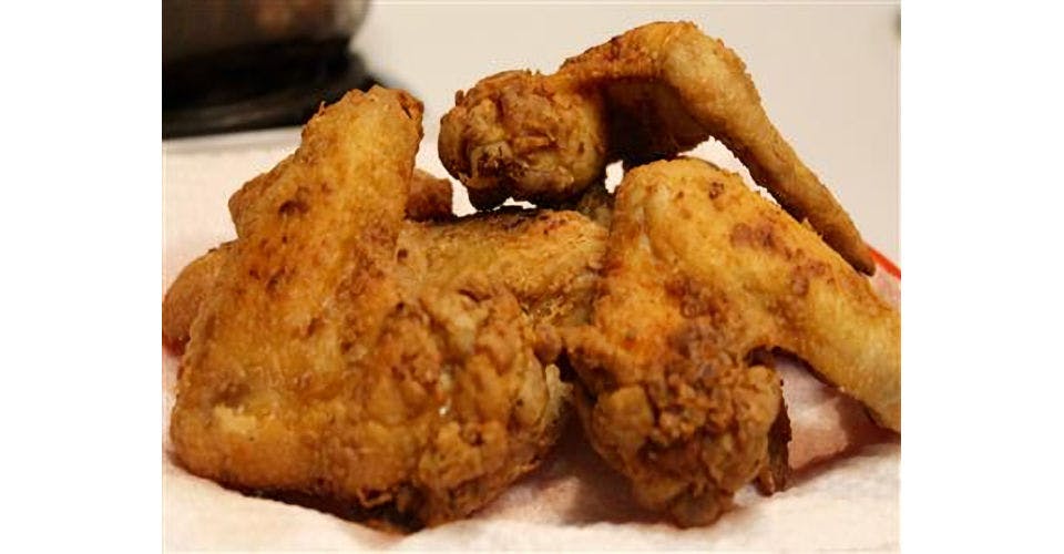 Fried Chicken Wings (6) from Takie Outit in Chicago, IL