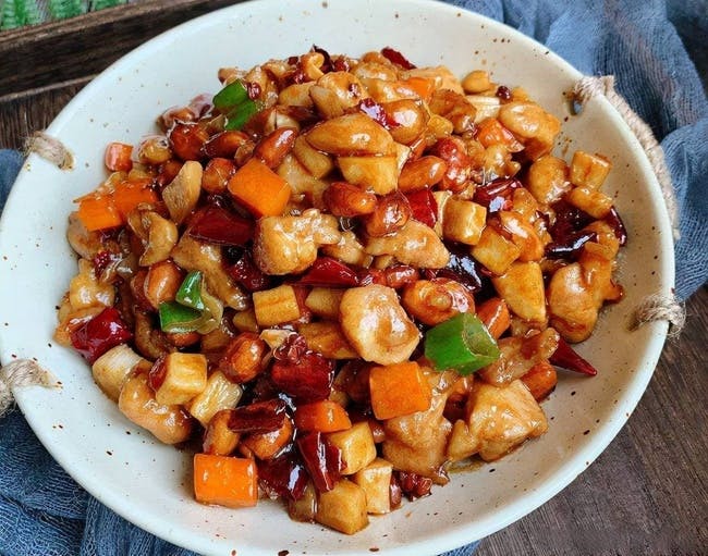 ????? Authentic Kung Pao Chicken from DJ Kitchen in Philadelphia, PA