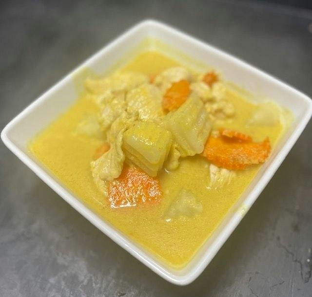 Curry Yellow from Thai Kitchen in Ames, IA
