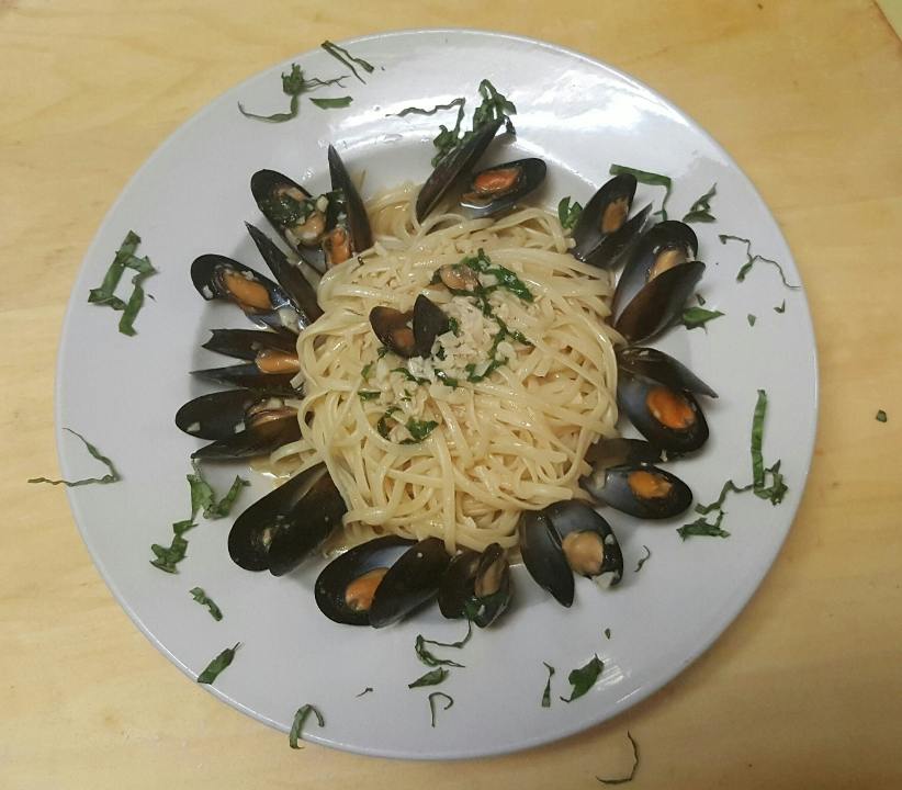 Mussels Marinara from 4 Brothers Italian Restaurant & Pizzeria in Delray Beach, FL
