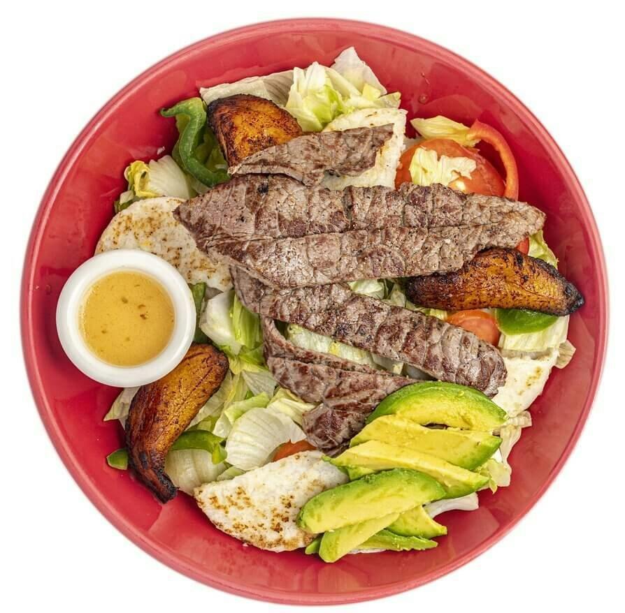 Ensalada de Carne from El Parche Colombiano Restaurant in Seattle, WA