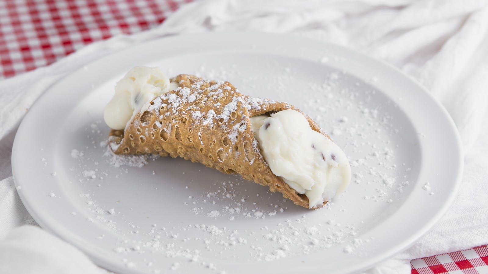 Cannoli from Aroma Pizza & Pasta in Lake Forest, CA
