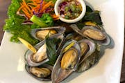 Steamed Mussels from Thai Eagle Rox in Los Angeles, CA