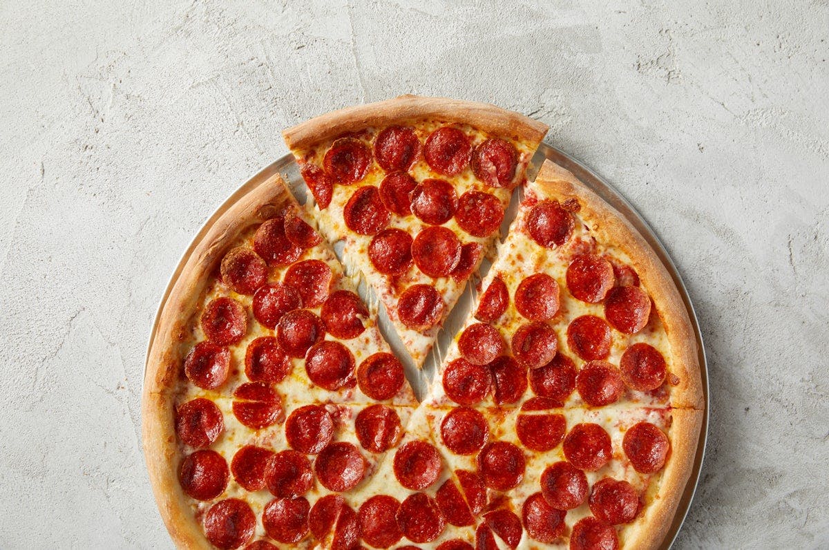 17" New York Pizza from Sbarro - Crego Rd in DeKalb, IL