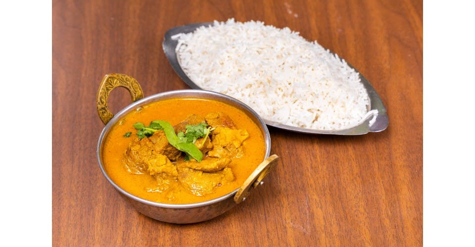 Lamb or Beef Curry or (Garlic Sauce) from Taj Mahal Restaurant in Hales Corners, WI