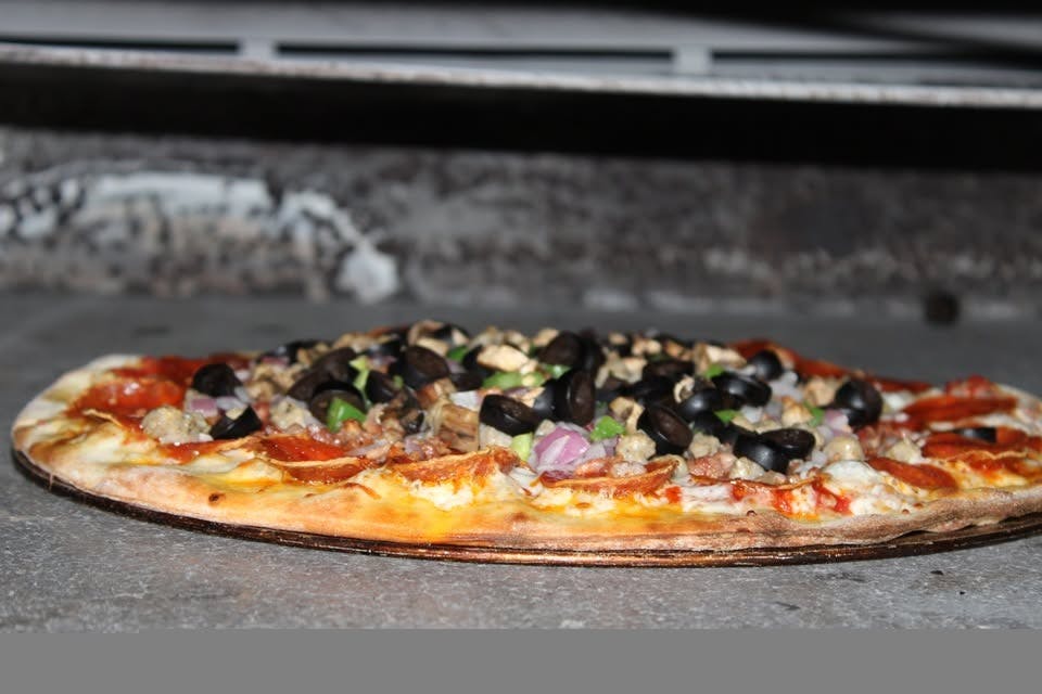New York Bricked Up Pizza in Orlando - Highlight