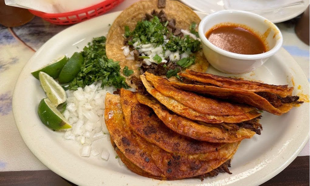 El Guadalajara - W Northland Ave in Appleton - Highlight